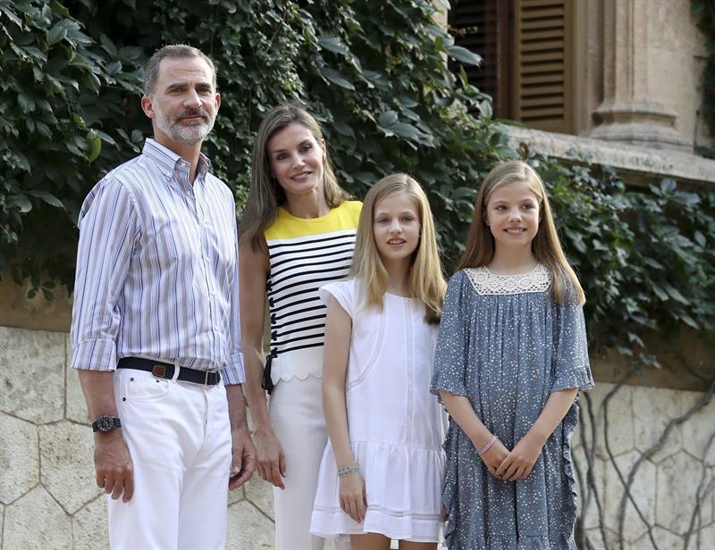 Felipe Vi Es Muy Familiar.