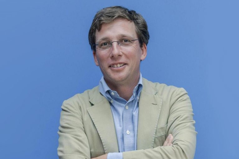 Almeida admite que «en algunos colegios» será «difícil» volver esta semana