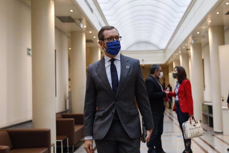 El PP pide al Gobierno «sensibilidad social» tras la subida de la luz y pide bajar su IVA