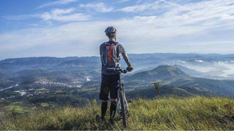 Mejores rutas para dar la vuelta a España en bicicleta y consejos prácticos