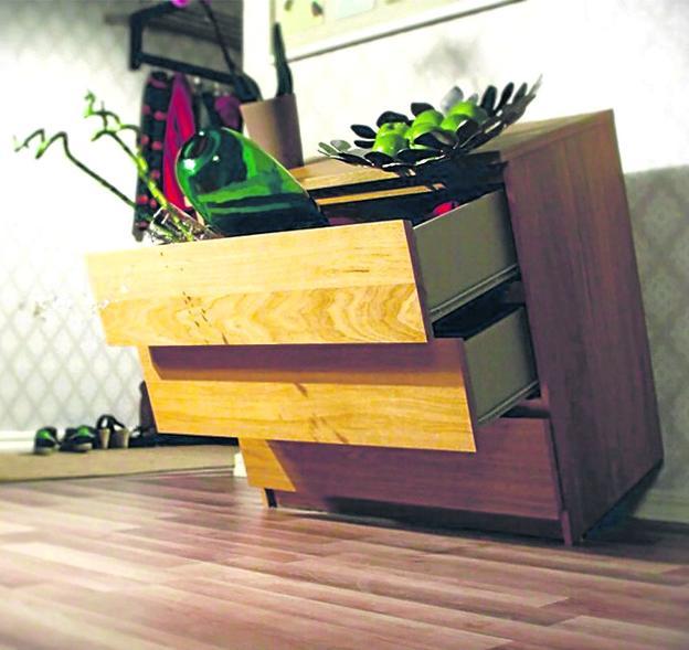 Los Muebles Pueden Empezar A 'Bailar' Con El Terremoto.