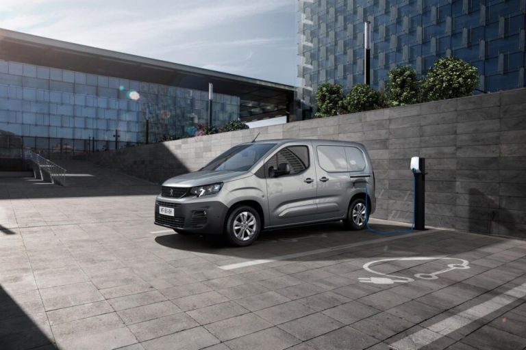 Peugeot lanzará en el segundo semestre el e-Partner, la versión eléctrica de su modelo ‘made in Spain’
