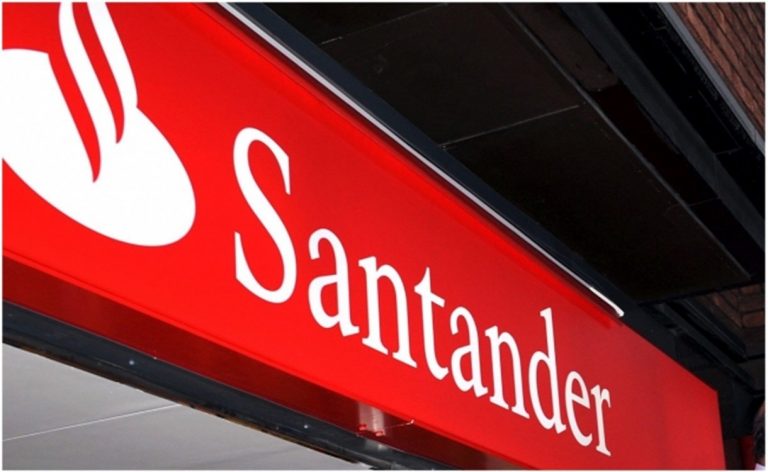 Los bancos sufren retiradas de casi 800 millones en las sicav durante 2020