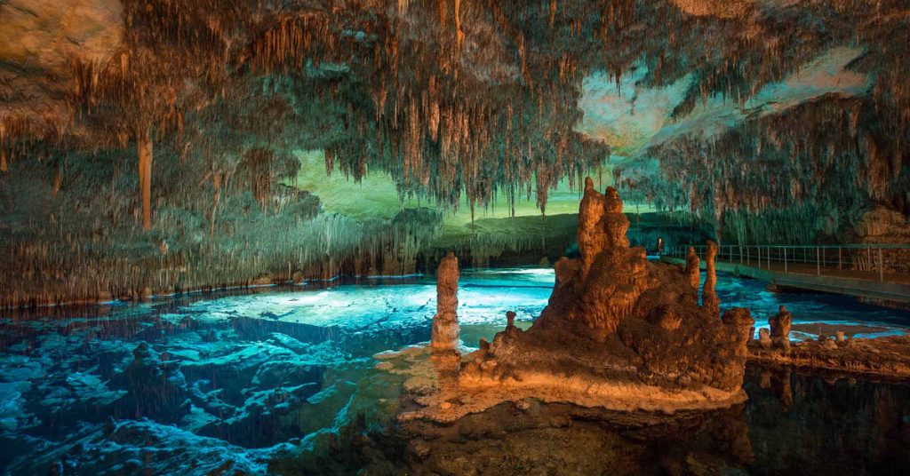Cuevas Del Drach (Mallorca)