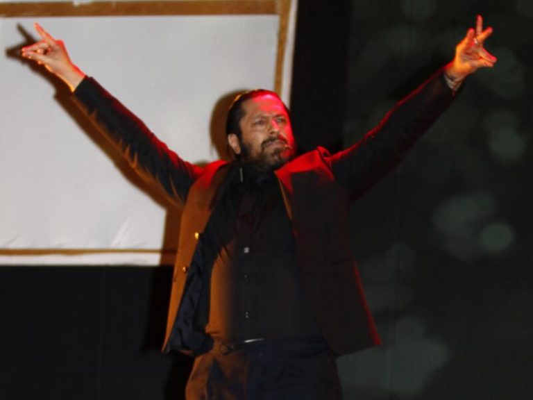 Rafael Amargo baja el telón de «Yerma» y adelanta sus planes de futuro