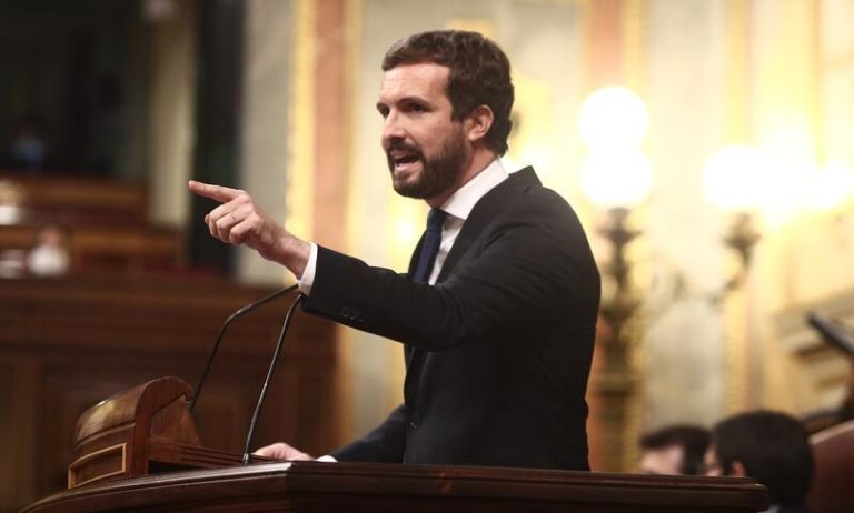 Casado, a Sánchez tras la polémicas de los fondos: «Así mueren las democracias»