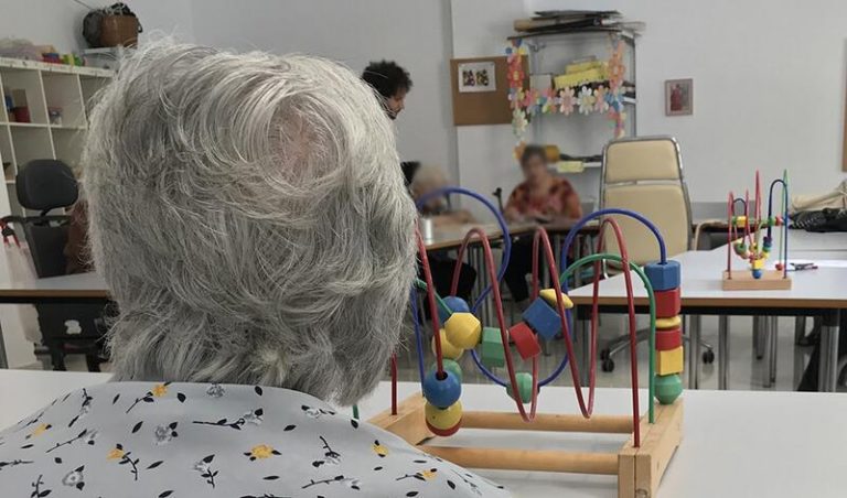 Andalucía permitirá visitas a residencias tras completar la segunda dosis de la vacuna