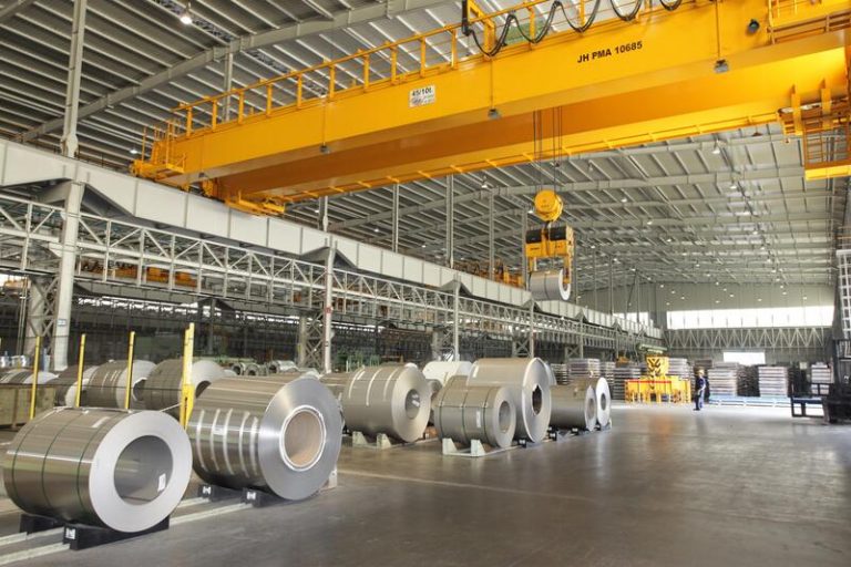 Acerinox formaliza un préstamo sostenible de 80 millones con Banco Sabadell