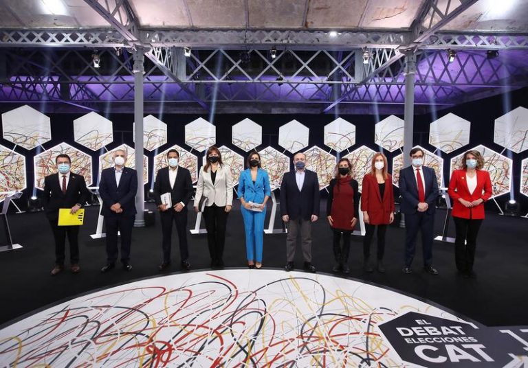 Cataluña elige este 14F el Parlament más fragmentado de la historia