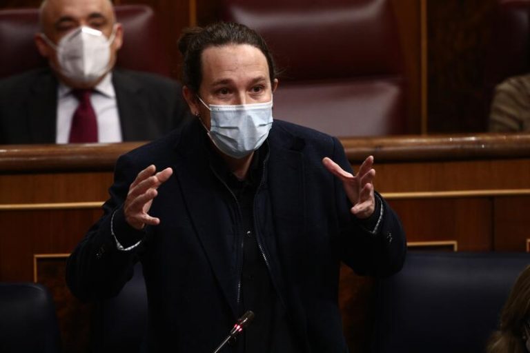 Iglesias: «Entiendo que el PP cambie de sede, pero la ciudadanía querría que dejaran de robar»