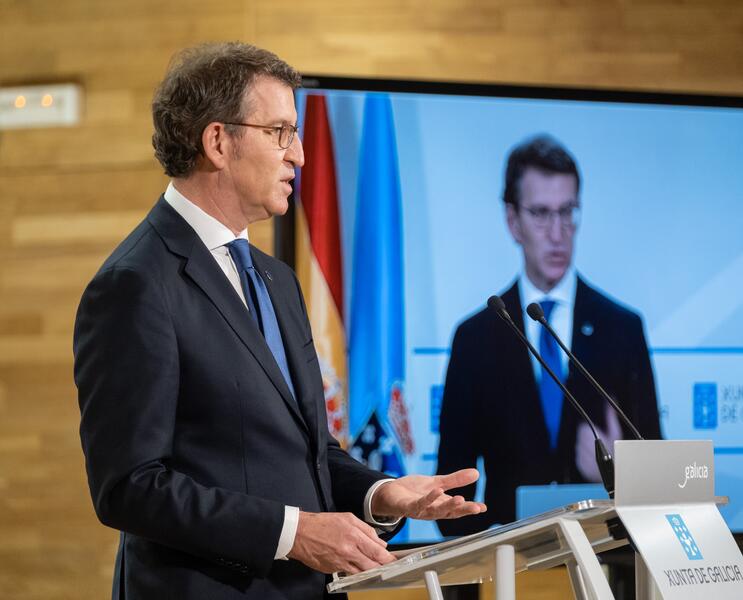 A Feijóo «no parece razonable» abandonar la sede del PP cuando se tienen «problemas»
