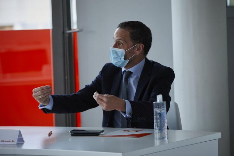 Bal acusa al PSOE de «atentar contra las instituciones» con el «reparto» de RTVE y el CGPJ