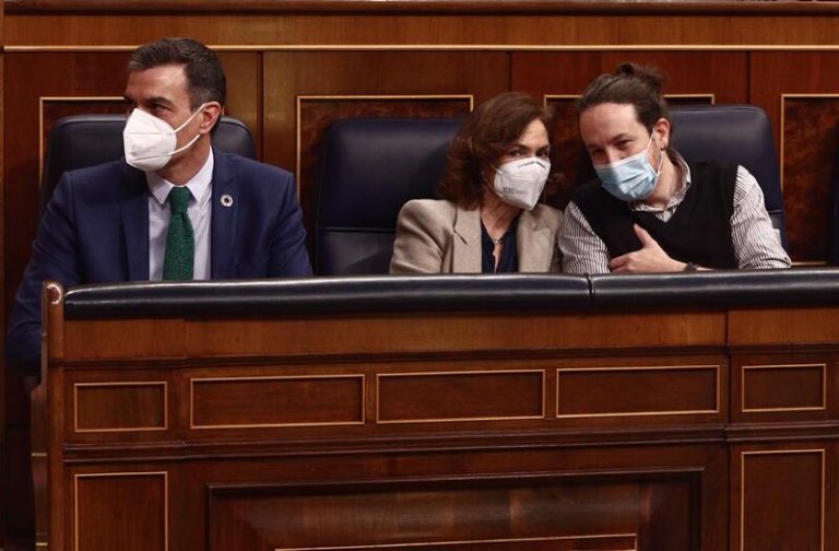 El Gobierno admite el error de la desescalada y pide evitar una cuarta ola