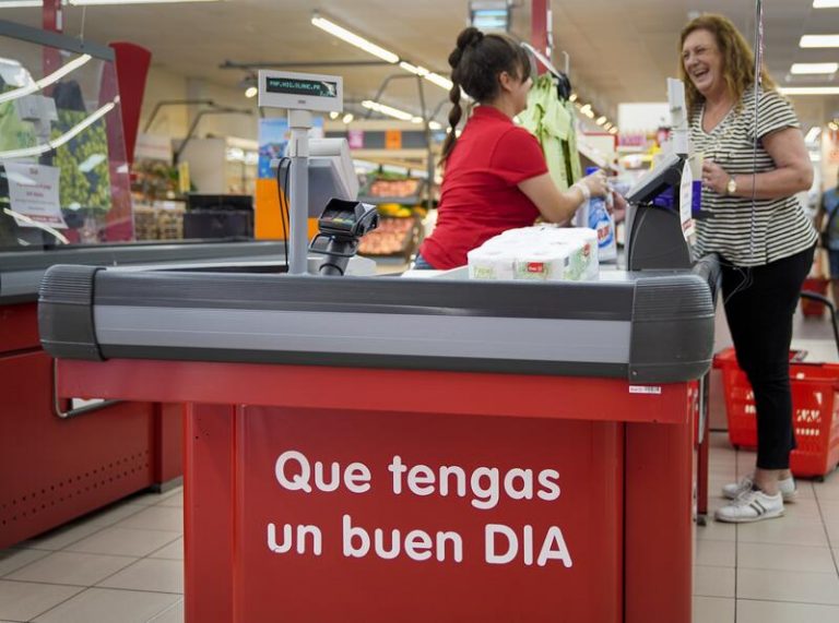 Dia reduce un 54% sus ‘números rojos’ en 2020
