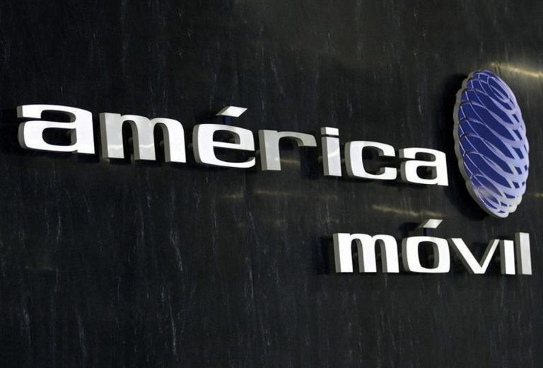 América Móvil gana 1.921 millones en 2020, un 30,8% menos