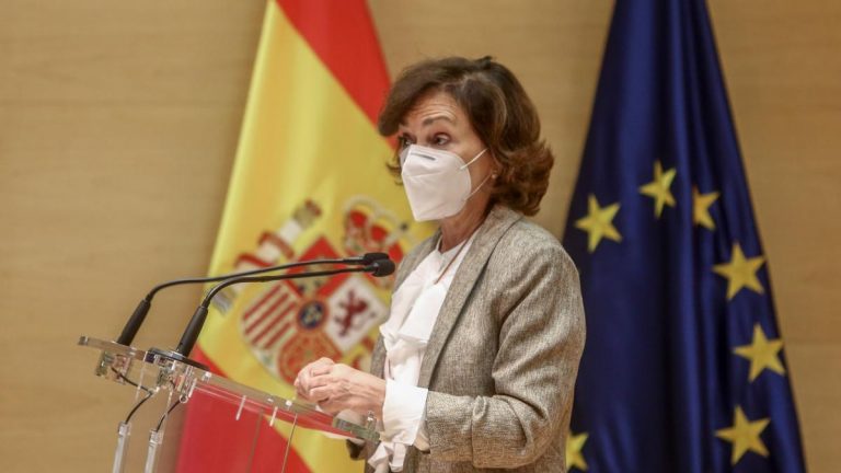 Calvo reivindica el papel de la mujer en la ciencia:»Estamos cansadas de ser pioneras»
