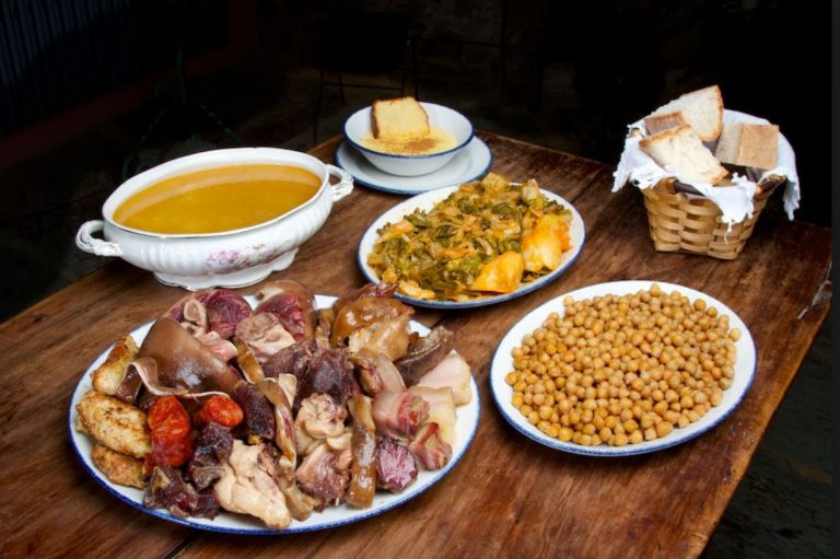 Cocido maragato: así puedes hacer un plato típico español