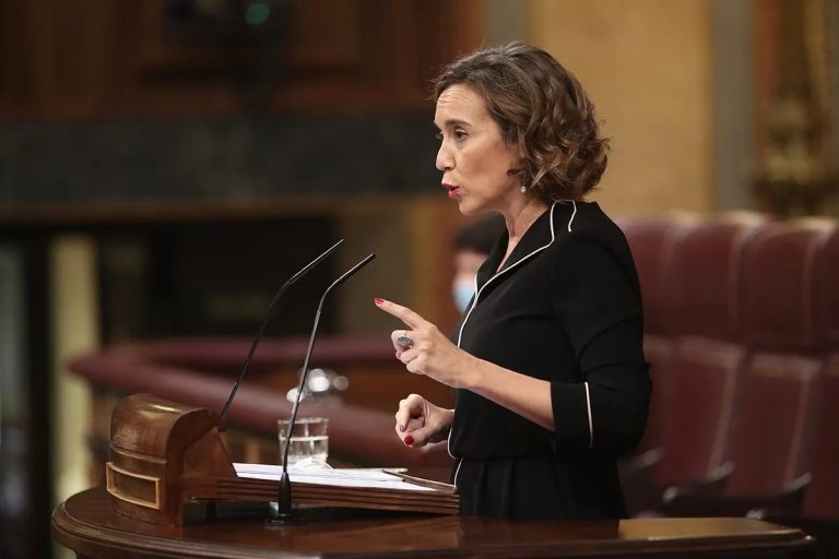 El PP acusa a Iglesias de «debilitar» a España al negar normalidad democrática