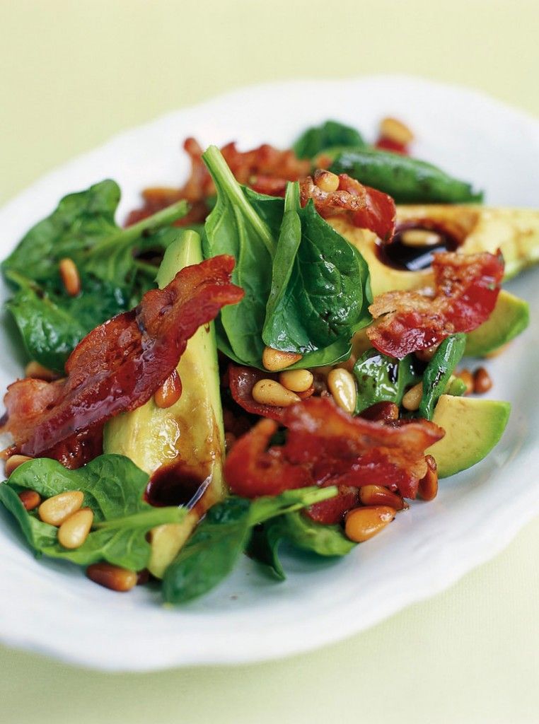 Ensalada De Aguacate Y Bacon