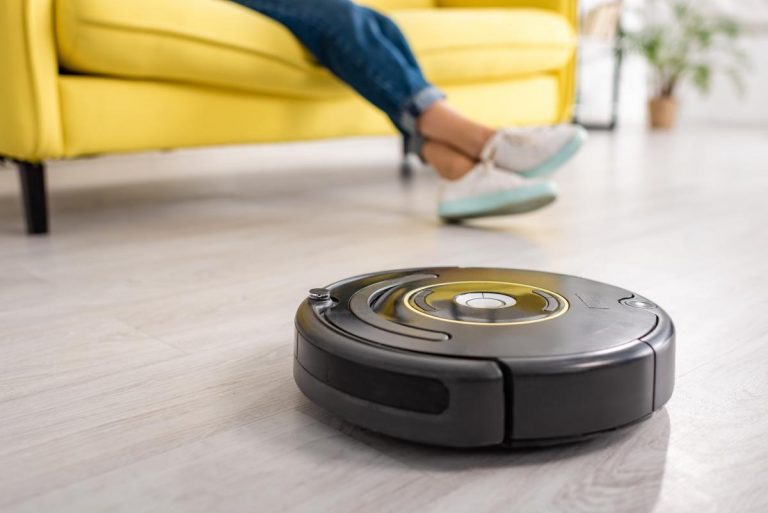 Estos son los mejores robots aspirador que además friegan el suelo