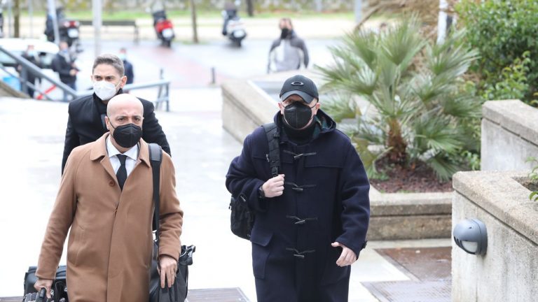 Fiscal del juicio contra el hombre de los 2.000 tumores: «Vivió a costa de mentir apelando a la buena fe de la sociedad»