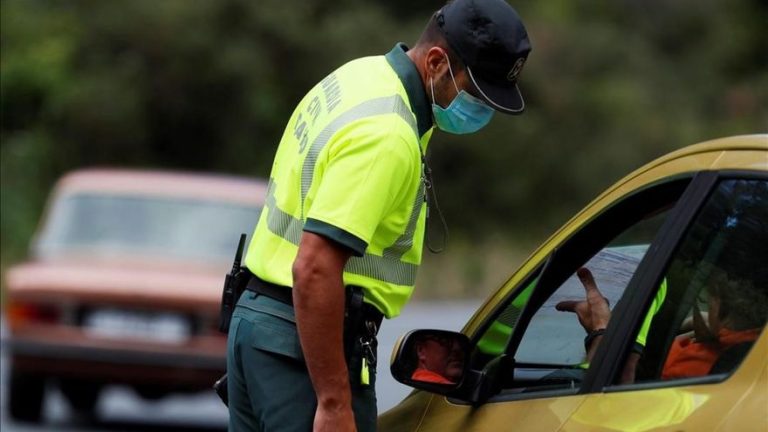 Galicia defiende que sigan las restricciones porque «surten efecto»