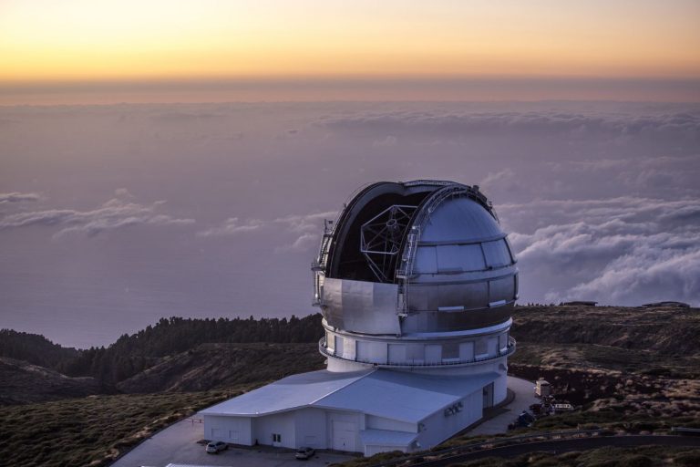 El GTC descubre el mayor cúmulo de galaxias conocido del ‘Universo primitivo’
