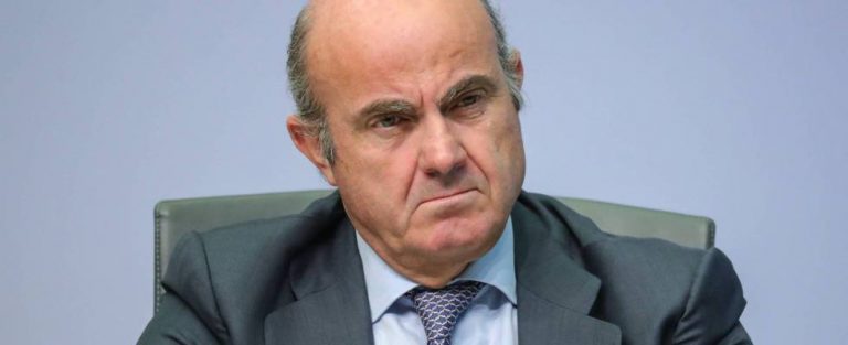 Guindos considera «fundamental» seguridad jurídica para desarrollo del mercado del alquiler de vivienda