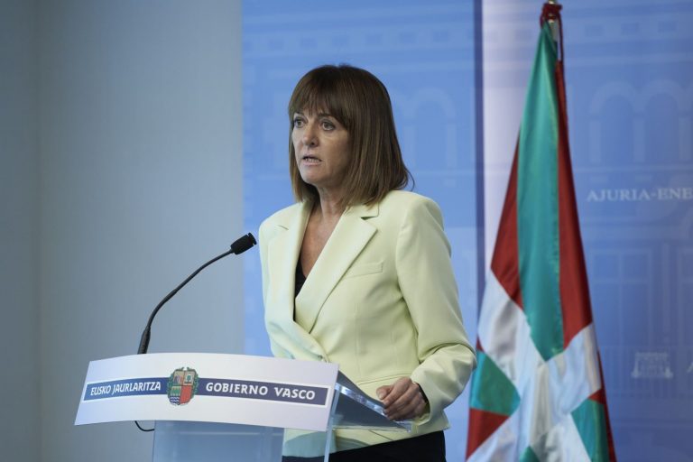 Mendia (PSE) ve intolerable que «se desprecie la amenaza»