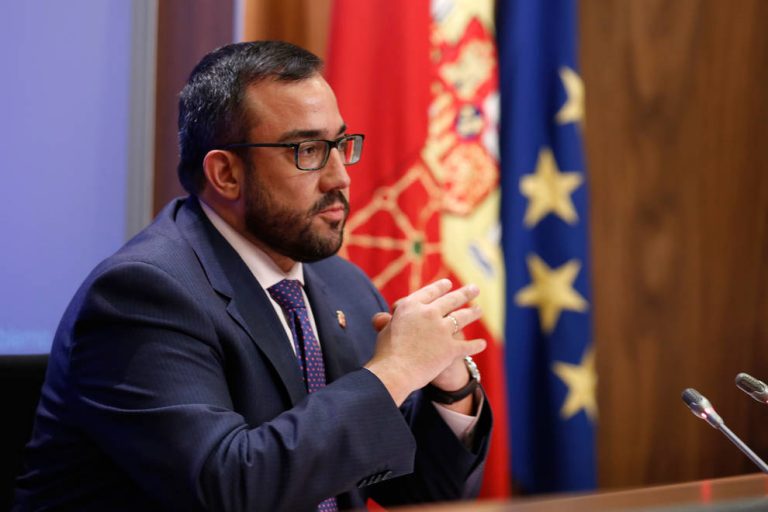 Navarra defiende su «estrategia» contra el Covid-19