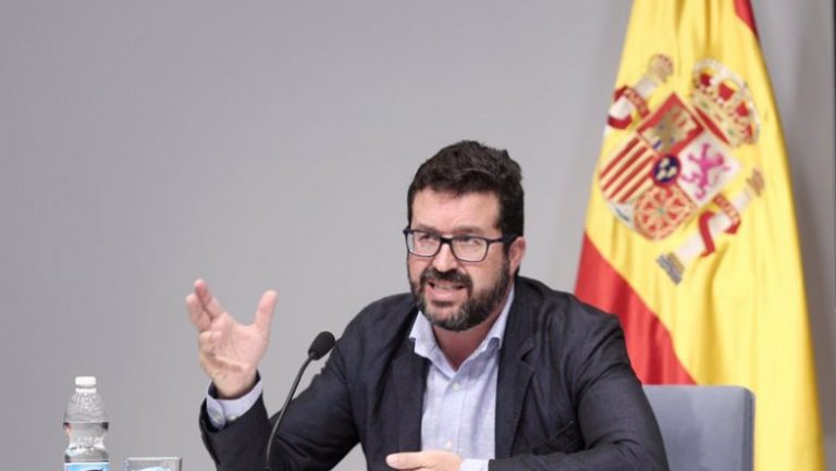 Trabajo: Sin «el factor estacional tan marcado» del mercado laboral, el paro hubiese bajado en enero