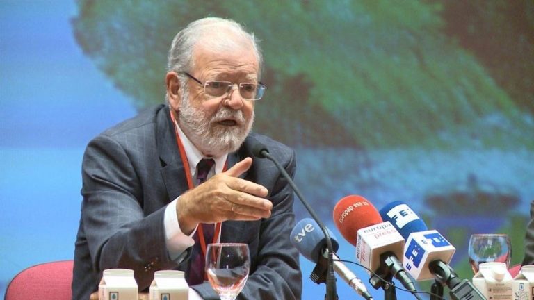 Rodríguez Ibarra pide un referéndum en el PSOE para tratar el tema de los indultos