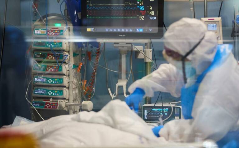 La C. Valenciana suma 91 muertos mientras los contagios siguen bajando a 2.205