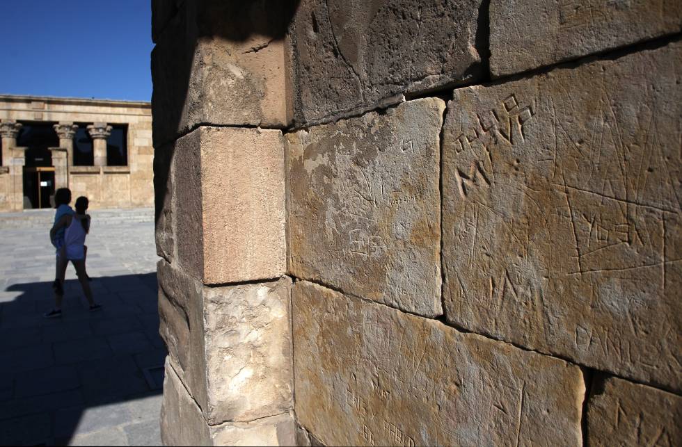 La Manipulación Del Templo De Debod