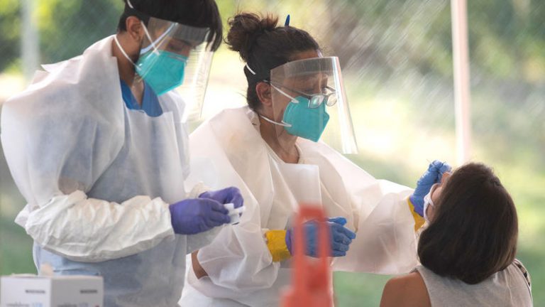 La pandemia deja más de 440.000 casos y cerca de 12.000 muertos en el mundo durante el último día