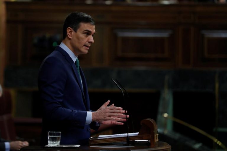 Sánchez: «La sociedad está exhausta y espera de la política humanidad»