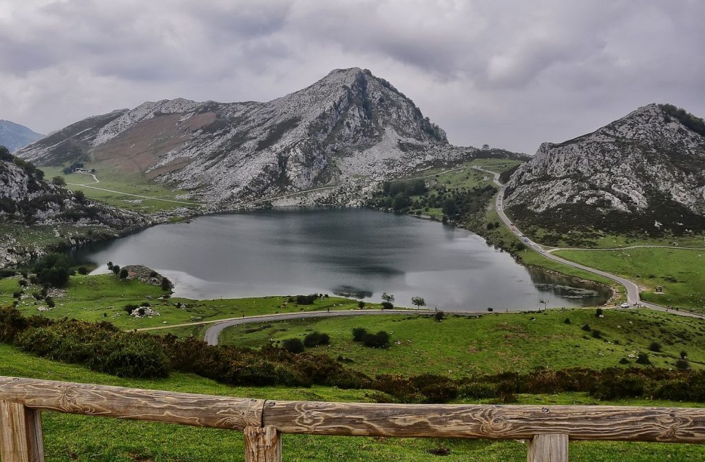 Estos Son Los Lagos Más Bonitos De España
