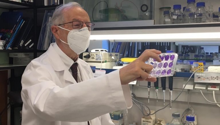 Larraga prevé que pandemia dure tres años pero la normalidad volverá en otoño