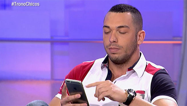 Myhyv. Tonistas Y Pretendientes Que Entraron Por Enchufe 10