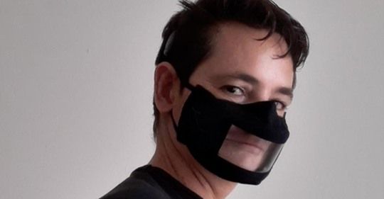 También Se Regulan Las Mascarillas Transparentes