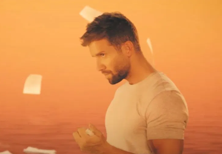 Pablo Alborán presenta ‘Corazón descalzo’, su nuevo single