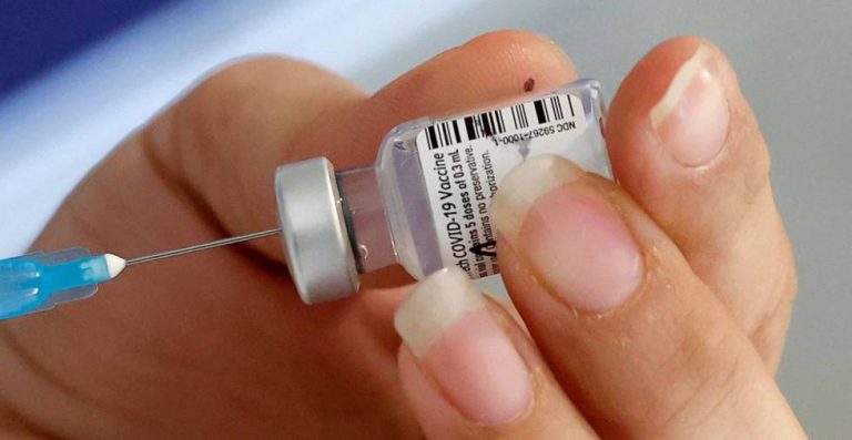 Pfizer, Moderna, AstraZeneca… estas son las vacunas Covid que te pueden poner (y las que van a salir en breve)