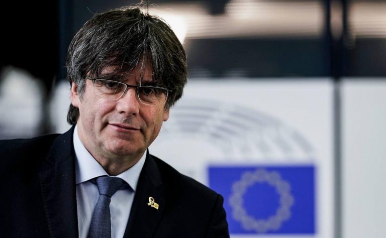 Puigdemont pide a la Eurocámara no aceptar la «presión española» para levantarle la inmunidad