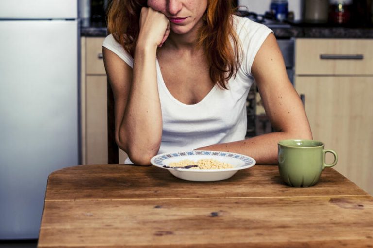 Qué le pasa a tu cuerpo cuando te saltas una comida