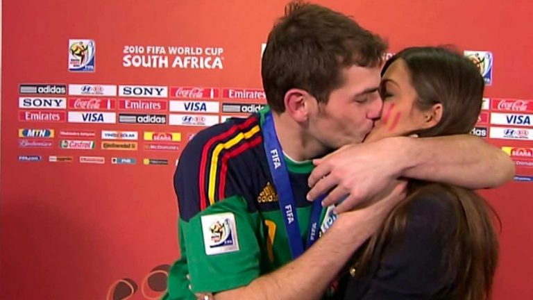 Sara Carbonero, Tom Brady… besos «de película» protagonizados por deportistas y wags