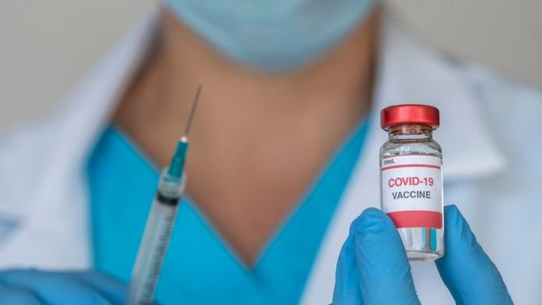 La OMS incluye dos vacunas COVID-19 adicionales de AstraZeneca para uso de emergencia