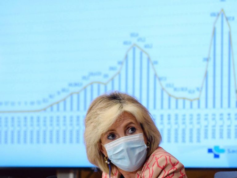 Asturias, País Vasco y Madrid ofrecen camas a Castilla y León ante el «pico de ocupación»
