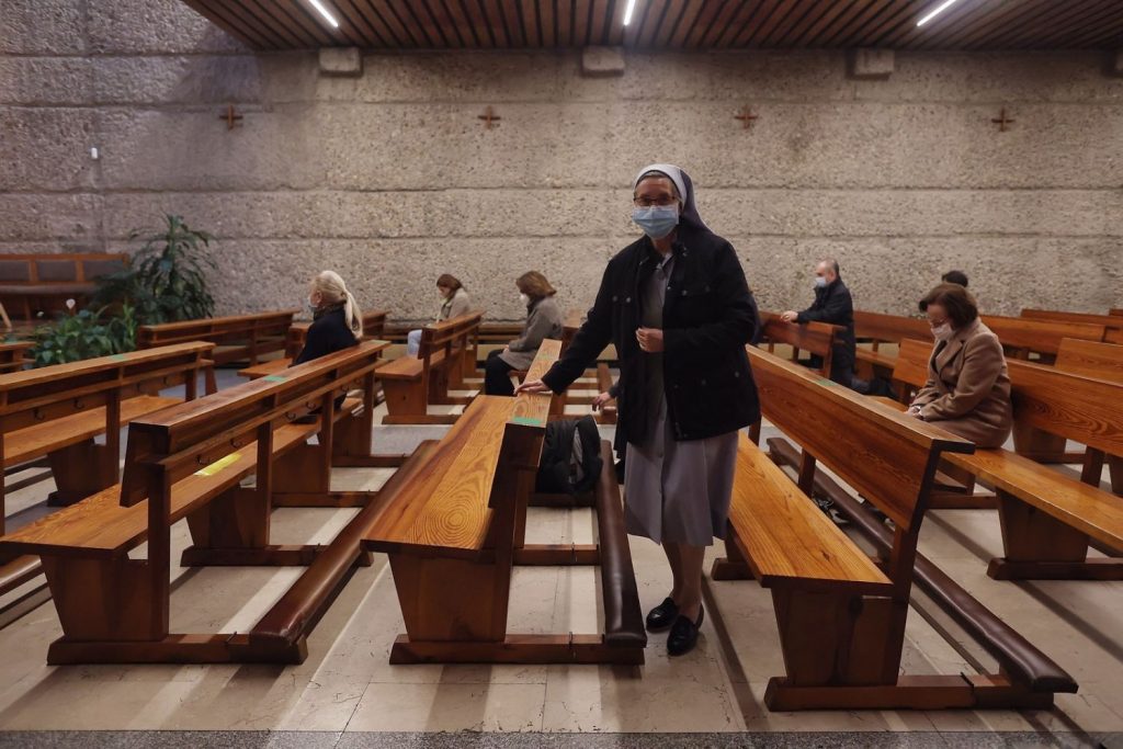 Las Iglesias Se Han Vaciado Con El Covid-19.