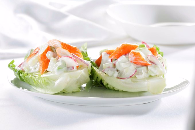 Ensaladas De Cogollos Y Pepinos.