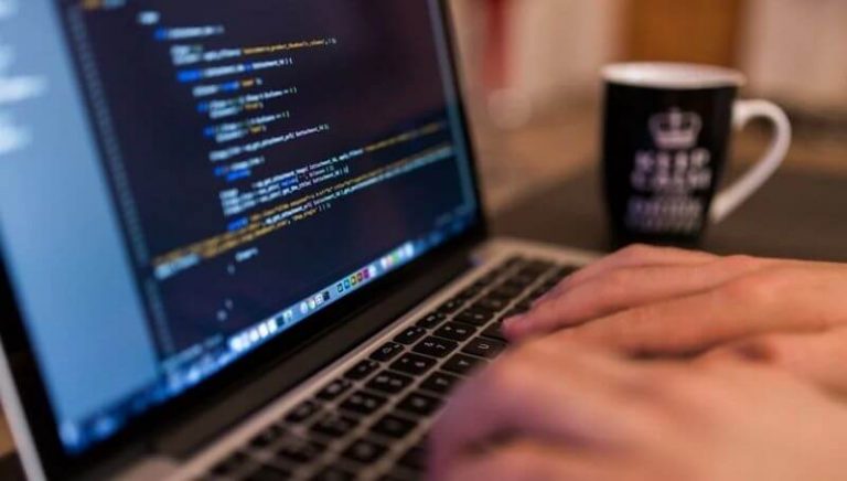 La facturación del sector TIC cayó casi un 11% en 2020